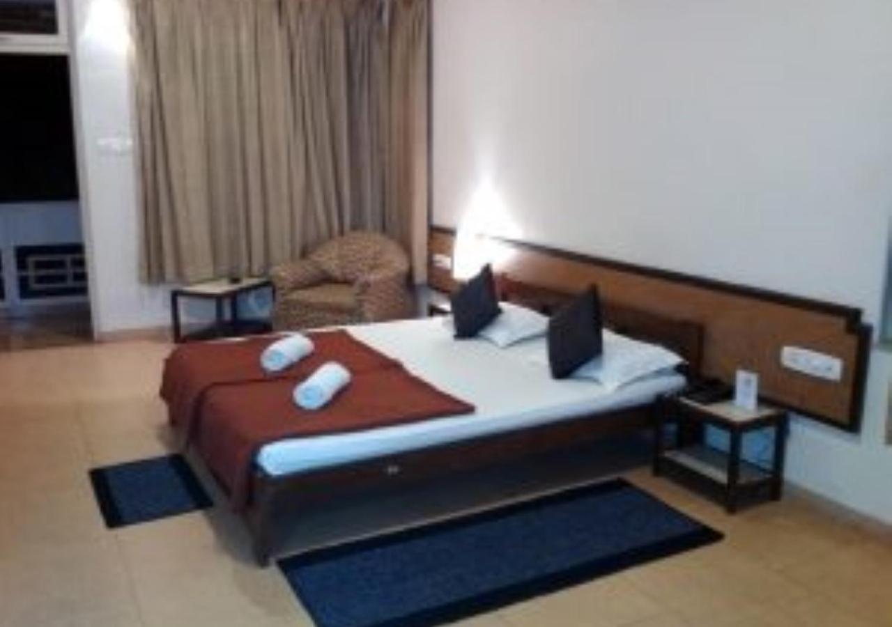 Hotel Durvankur Ganpatipule Ngoại thất bức ảnh