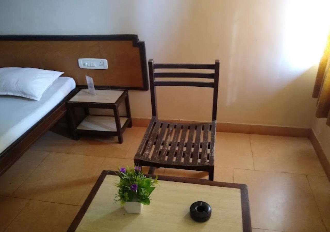 Hotel Durvankur Ganpatipule Ngoại thất bức ảnh