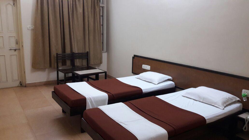 Hotel Durvankur Ganpatipule Ngoại thất bức ảnh