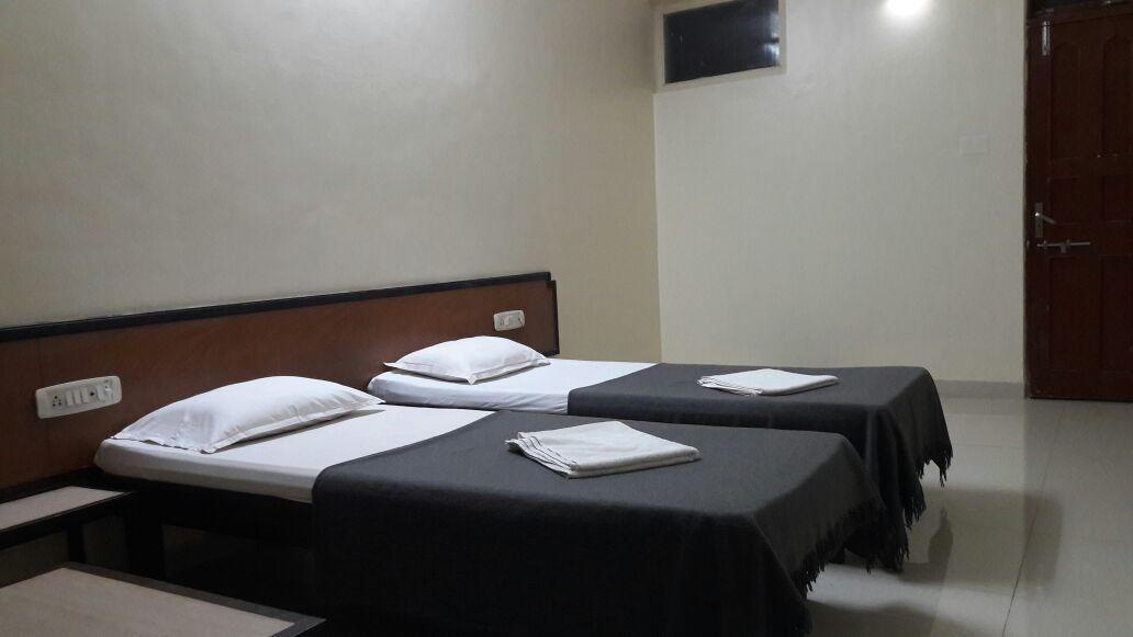 Hotel Durvankur Ganpatipule Ngoại thất bức ảnh